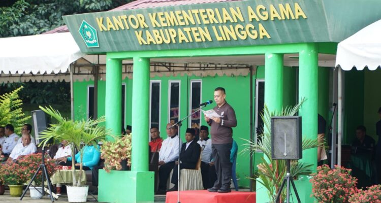 Bupati Lingga Pimpin Upacara Peringatan HAB ke-78 Kemenag. (Foto: ist)