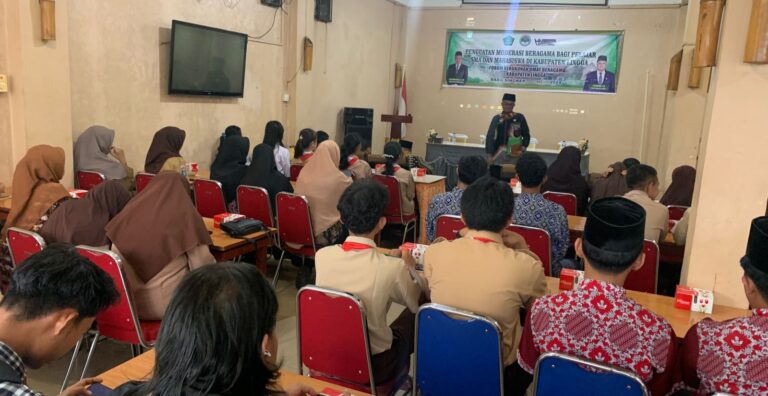 FKUB Lingga Gelar Kegiatan Penguatan Moderasi Beragama bagi Pelajar. (Foto: infolingga.com/wandi)