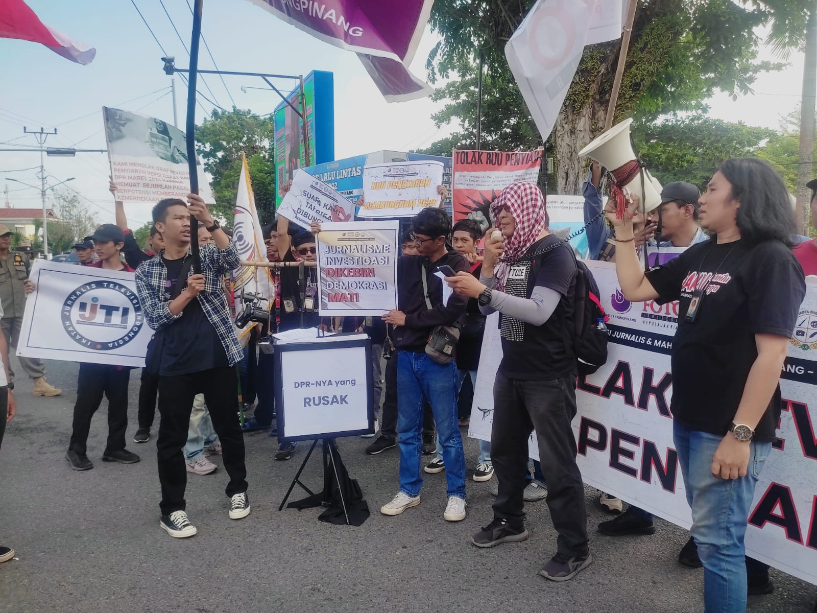 Koalisi Jurnalis dan Mahasiswa Tanjungpinang-Bintan Gelar Aksi Penolakan RUU Penyiaran 