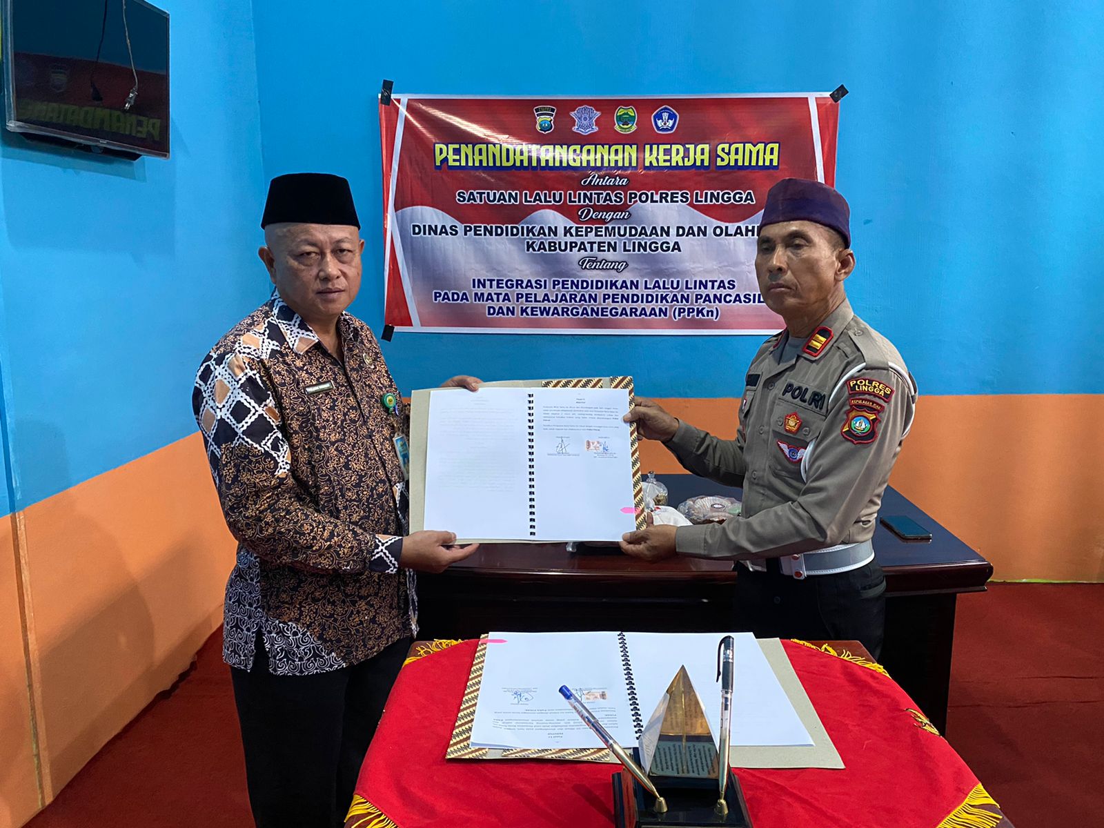 Satlantas Polres Lingga Bersama Dinas Pendidikan Tekan MOU Terkait Kurikulum Keselamatan Berlalulintas