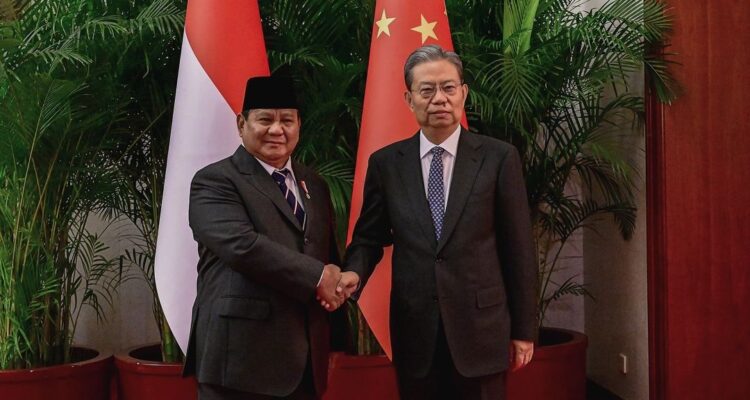 Presiden Prabowo Subianto melakukan pertemuan bilateral dengan Ketua Kongres Rakyat Nasional (National People's Congress) RRT Zhao Leji pada Sabtu, 9 November 2024 di Beijing,RRT. Foto: BPMI Setpres/Muchlis Jr