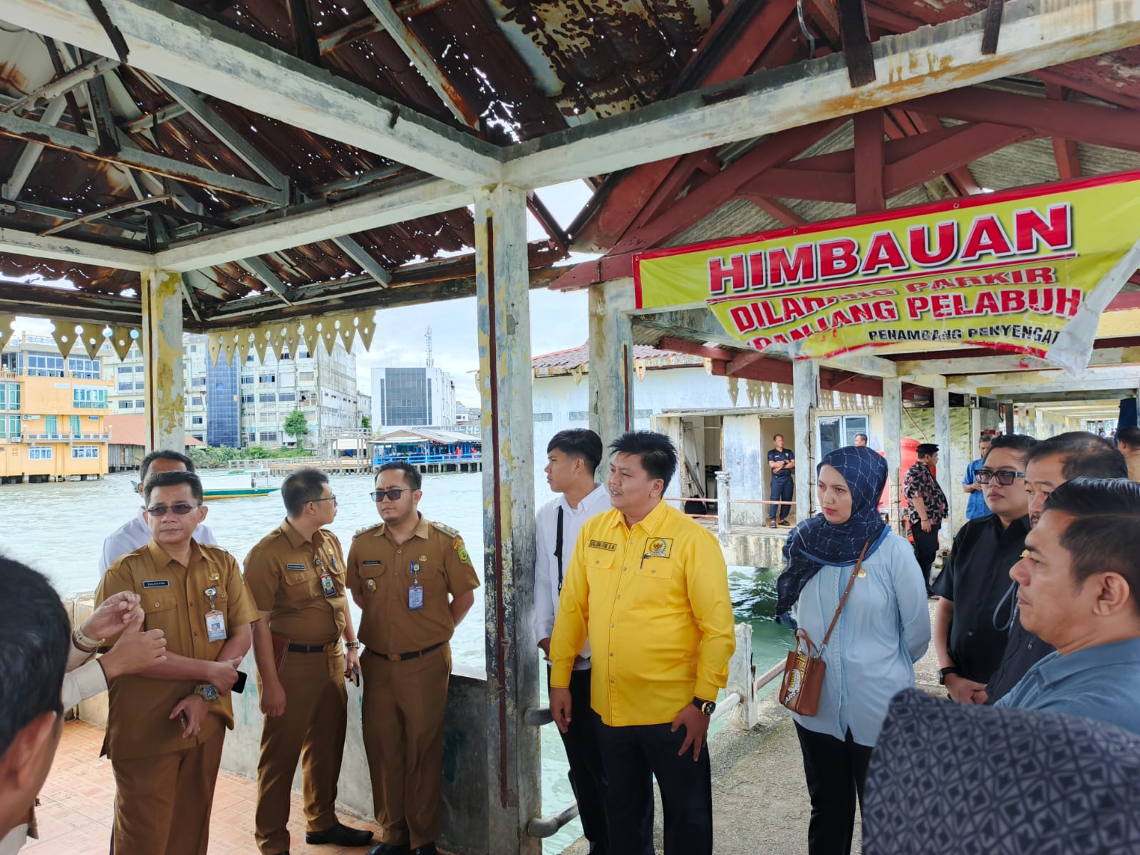 Komisi III DPRD Tanjungpinang Tinjau Kerusakan Pelantar Kuning | f. Cahyo