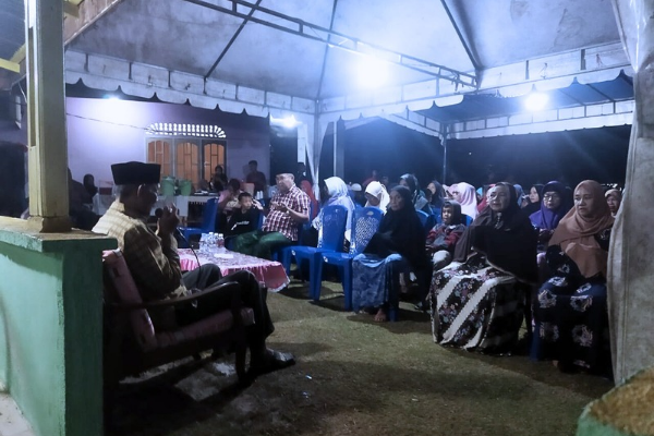 Syukuran Kemenangan Pasangan Nizar-Novrizal di Kelurahan Sungai Lumpur: Momentum Rasa Syukur dan Persatuan | fotografer: win