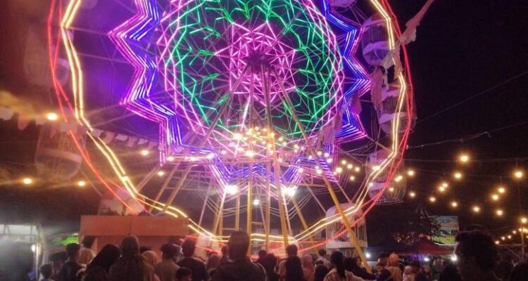 Pasar Malam di Dabo Singkep Dipungut Pajak Hiburan 10 Persen.