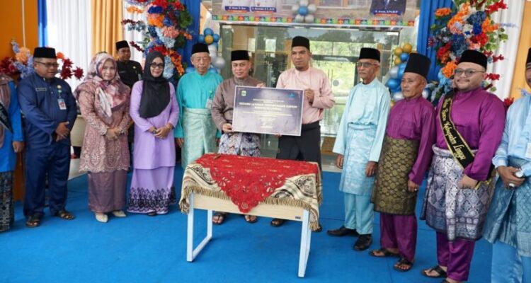 Gedung Layanan Perpustakaan Umum Kabupaten Lingga Resmi Diresmikan, Simbol Komitmen Bangun Literasi Masyarakat