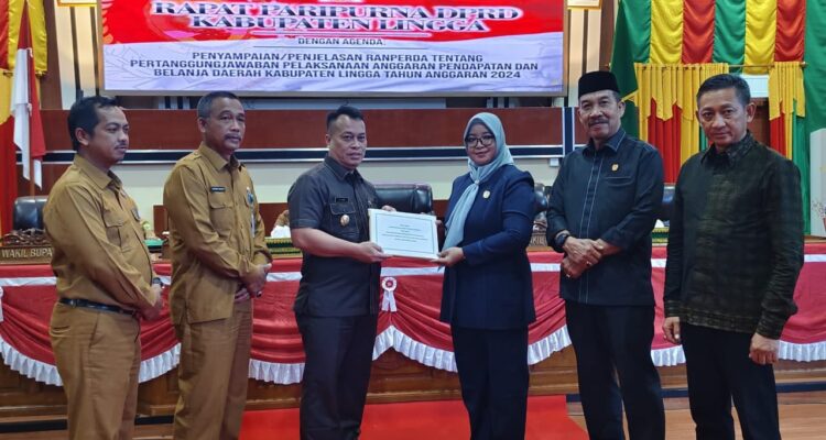 Rapat Paripurna dengan agenda penyampaian Rekomendasi DPRD atas Laporan Keterangan Pertanggungjawaban (LKP) Bupati Lingga Tahun Anggaran 2024.