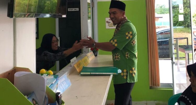 Bupati dan Wabup Lingga Sidak Pelayanan di Dua Instansi