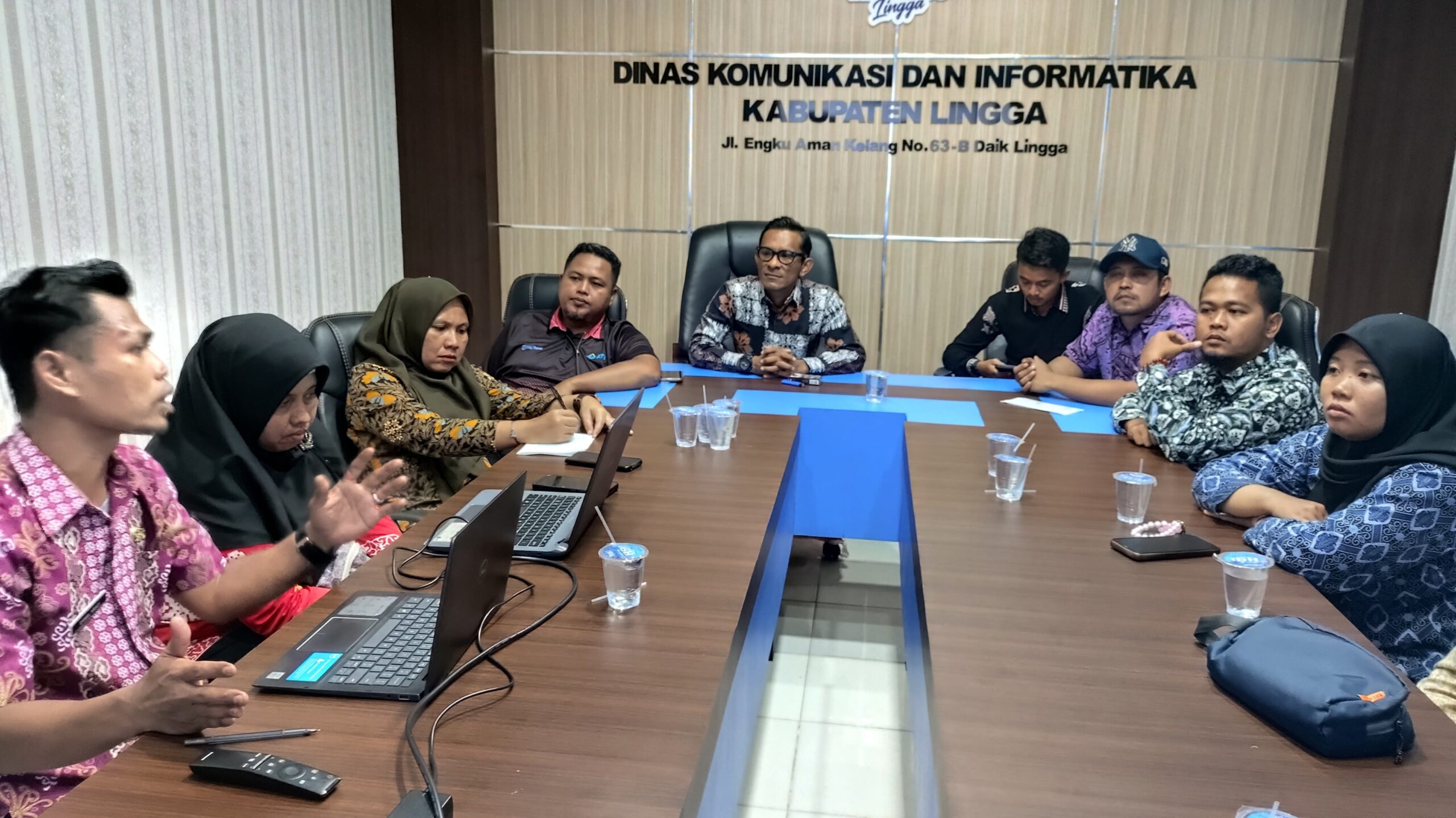 Bidang IKP Diskominfo Lingga Gelar Rapat Persiapan Emonev Keterbukaan Informasi Publik 2025