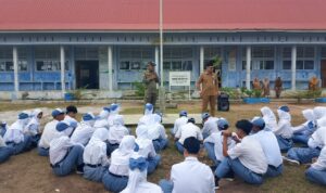 SMA N 1 Kepulauan Posek Gandeng Satpol PP Perkuat Pengawasan Siswa