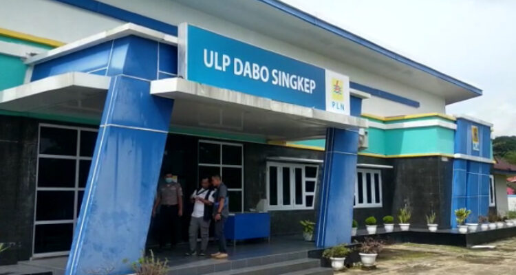 Kantor ULP PLN Dabo Singkep. F. Redaksi