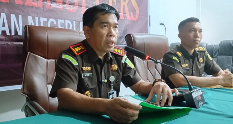 Amriyata, mantan kepala Kejaksaan Negeri Lingga. F. Redaksi