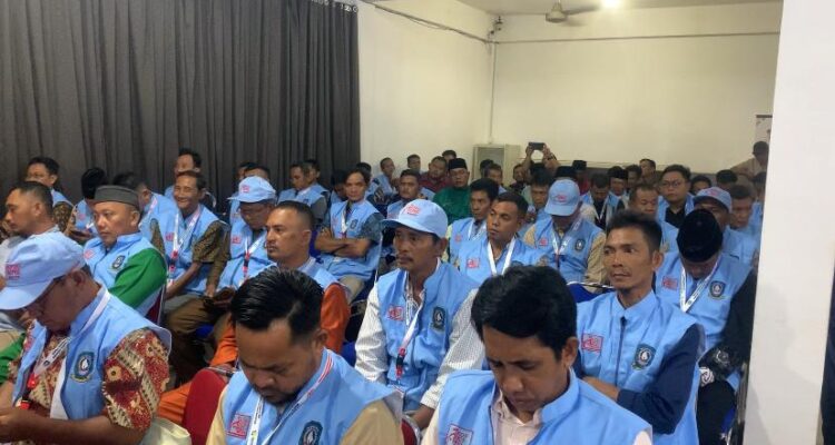 Peserta pelatihan peningkatan Sumber Daya Manusia pengurus Koperasi Desa Merah Putih Kabupaten Lingga di Hotel Sakura Dabo Singkep. F. Redaksi