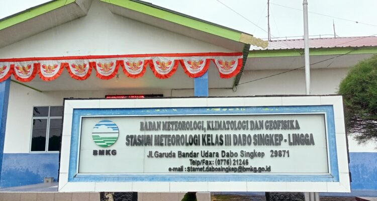 Kantor BMKG Dabo Lingga. F. Vatawari