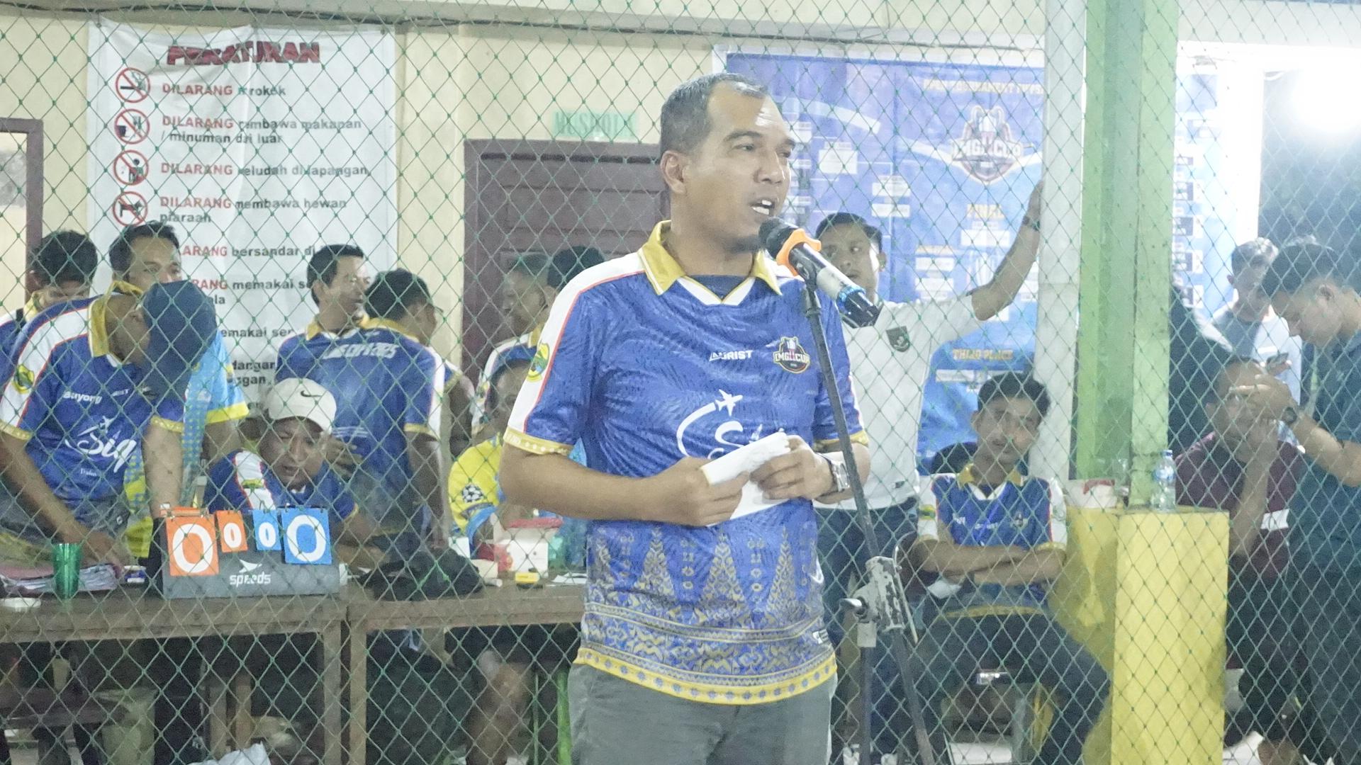 Wakil Bupati Lingga, Novrizal saat menutup kegiatan Turnamen Futsal LMG CUP 2 tahun 2025. F. Redaksi