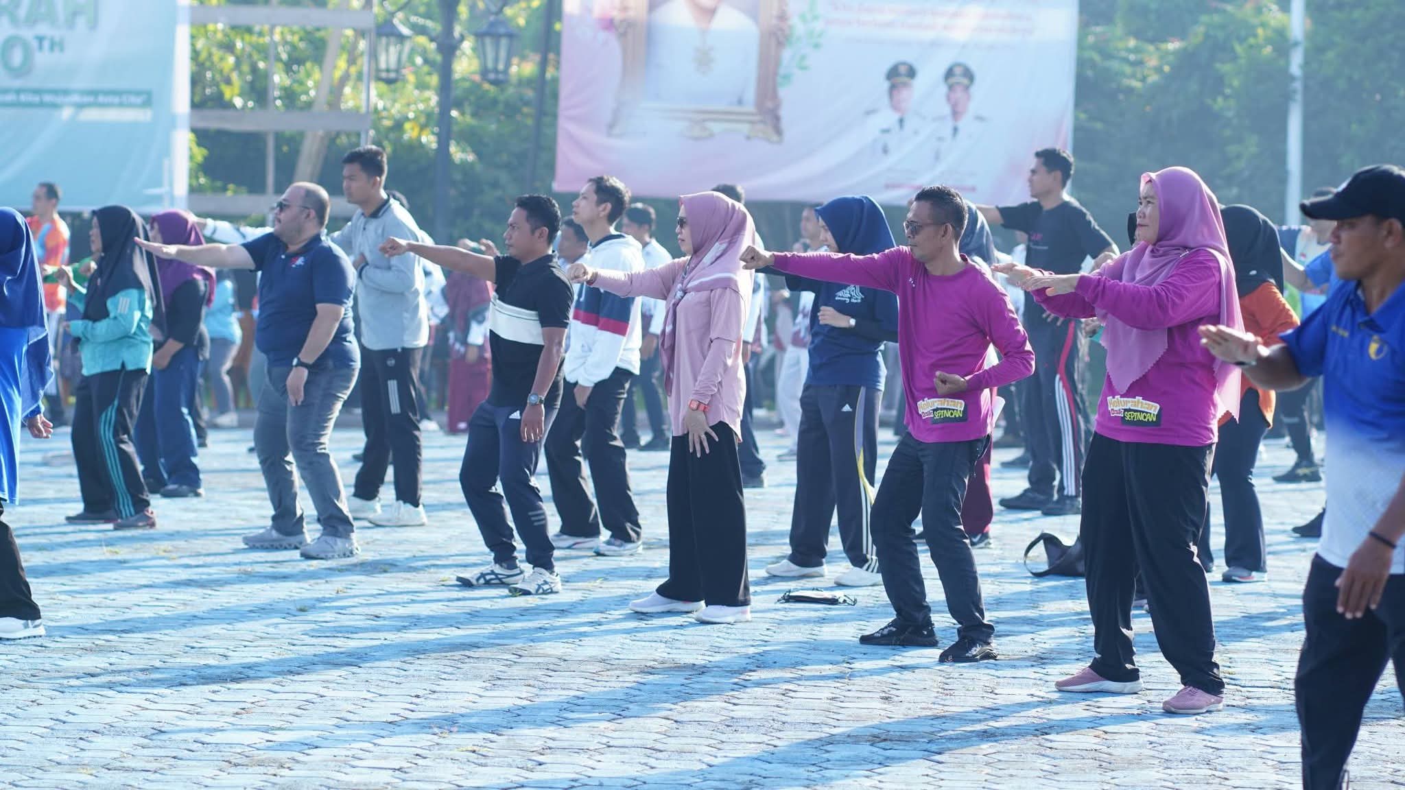 Senam sehat Pemkab Lingga tak hanya menjaga kebugaran, tetapi juga mempererat sinergi antarinstansi | f. Diskominfo Lingga