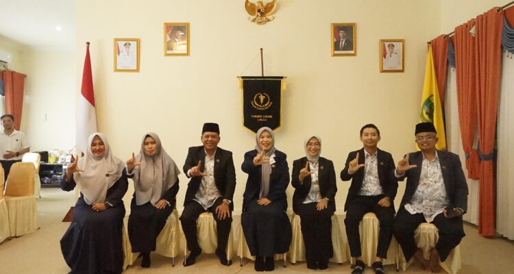 YKI Cabang Lingga bergerak cepat menyiapkan sekretariat di Implasement Timah Dabo Singkep sebagai pusat kegiatan edukasi dan pendampingan pasien kanker | f. Redaksi
