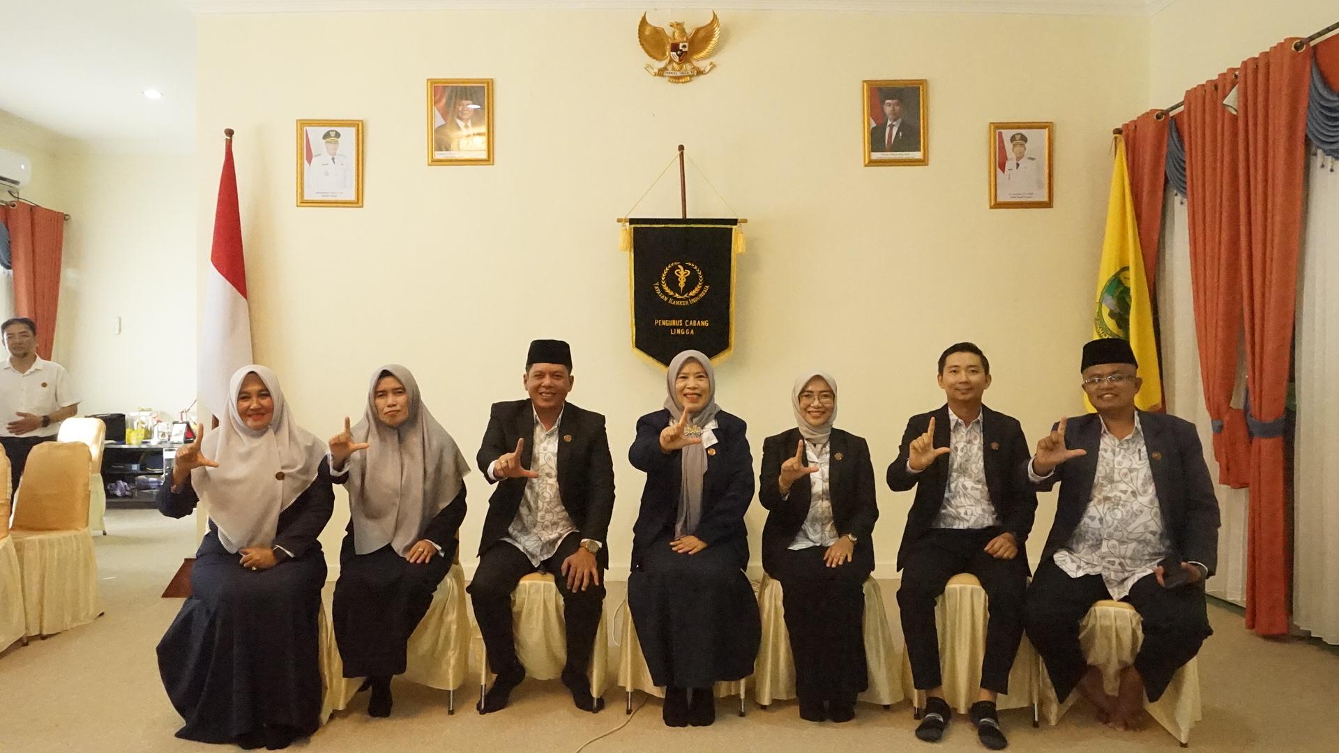 YKI Cabang Lingga bergerak cepat menyiapkan sekretariat di Implasement Timah Dabo Singkep sebagai pusat kegiatan edukasi dan pendampingan pasien kanker | f. Redaksi