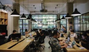 Aktivitas Nasional Kembali Bergeliat Setelah Libur Idul Adha | f. Redaksi