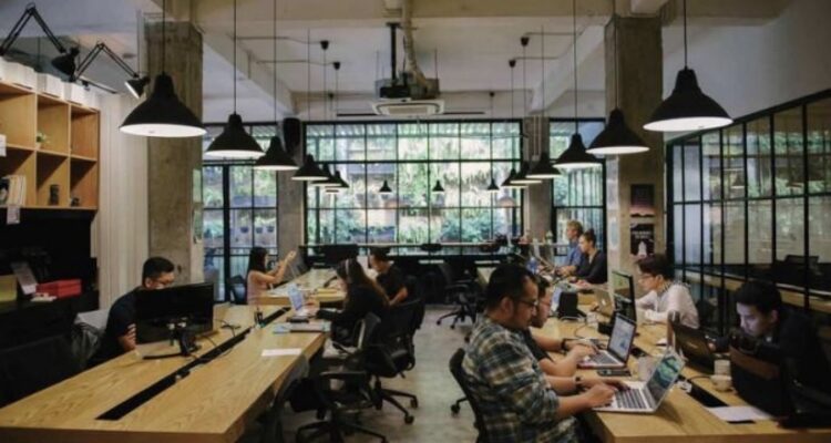 Aktivitas Nasional Kembali Bergeliat Setelah Libur Idul Adha | f. Redaksi
